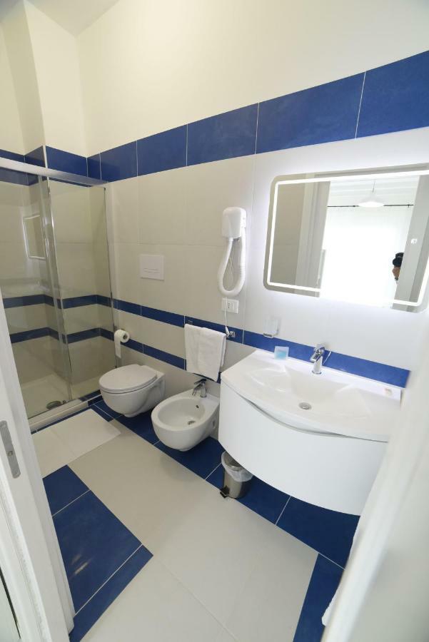 Latino Rent Room B&B Vista Mare Porto Cesareo Exterior photo