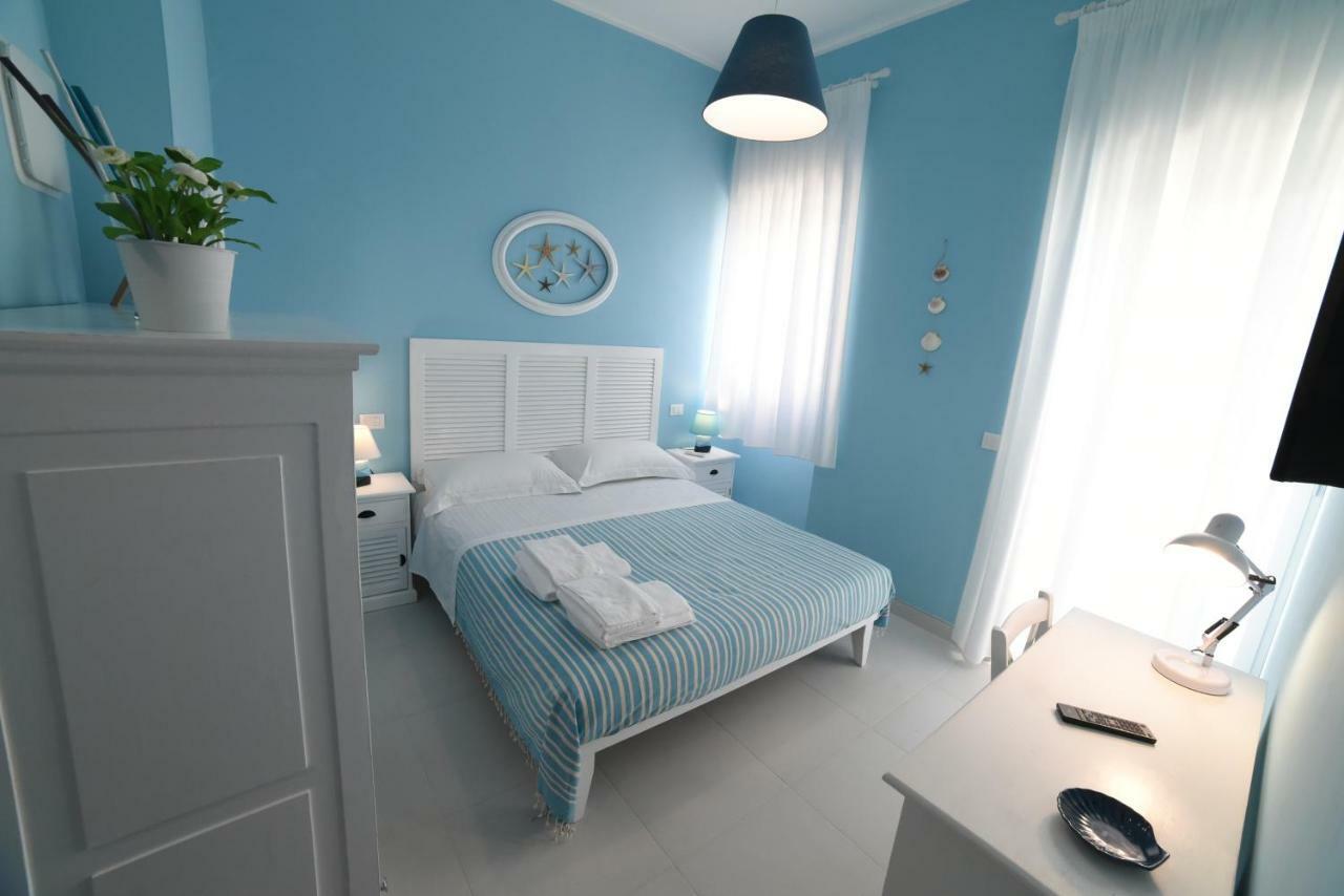 Latino Rent Room B&B Vista Mare Porto Cesareo Exterior photo