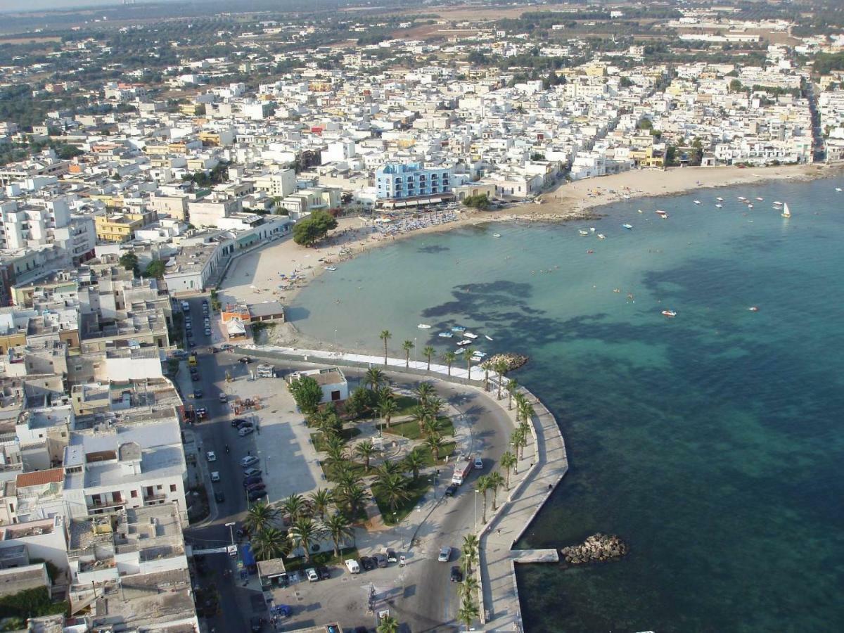 Latino Rent Room B&B Vista Mare Porto Cesareo Exterior photo