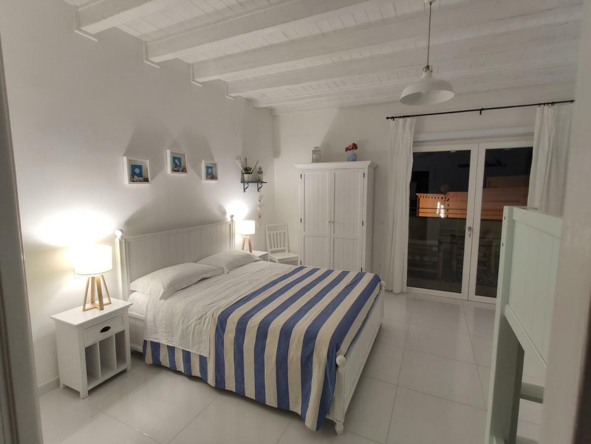 Latino Rent Room B&B Vista Mare Porto Cesareo Exterior photo